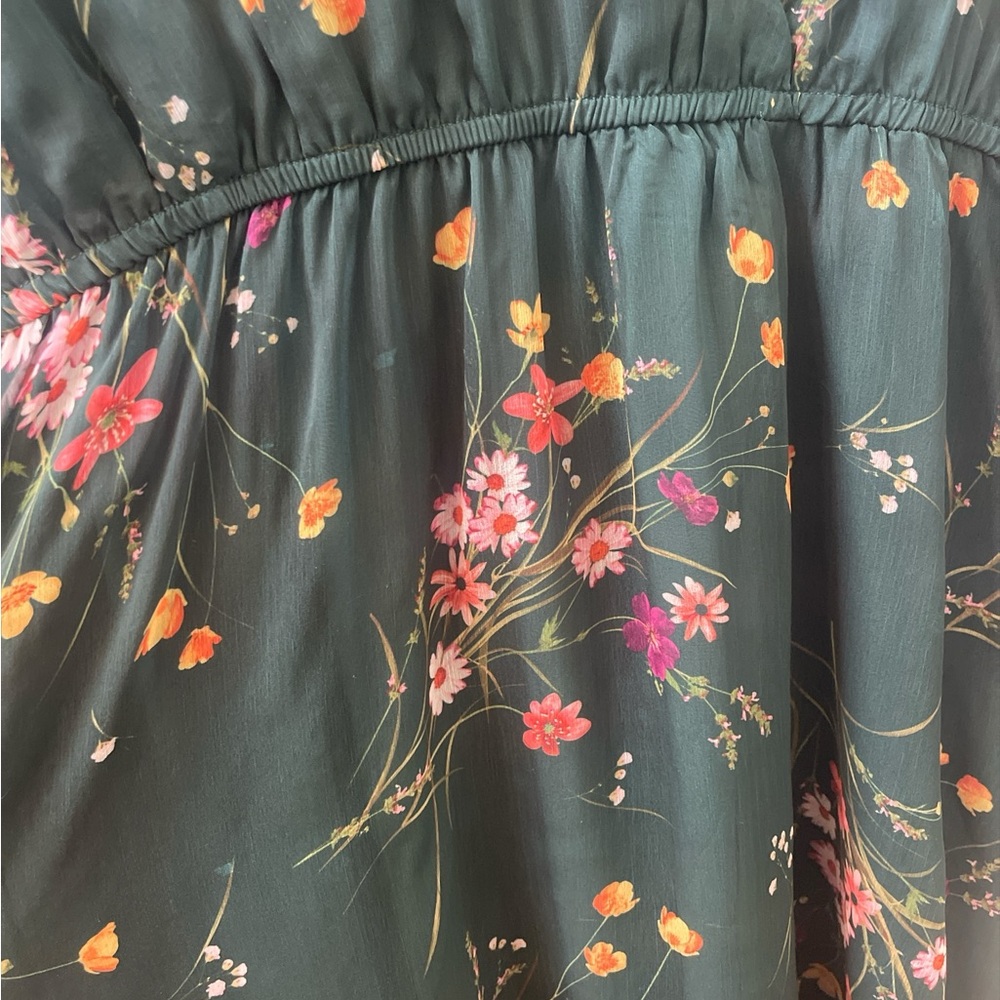 DRESS Gorgeous forest green floral - Picture 3 of 4